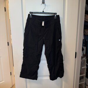 Lululemon Black Cargo Capri Pants Size 6